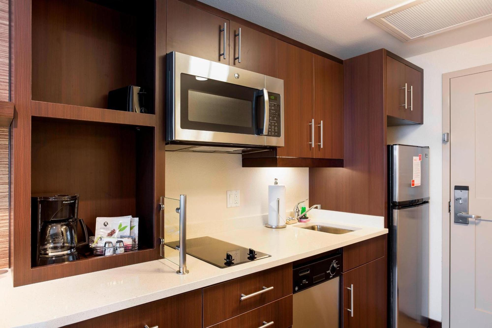 Towneplace Suites By Marriott San Mateo Foster City Extérieur photo
