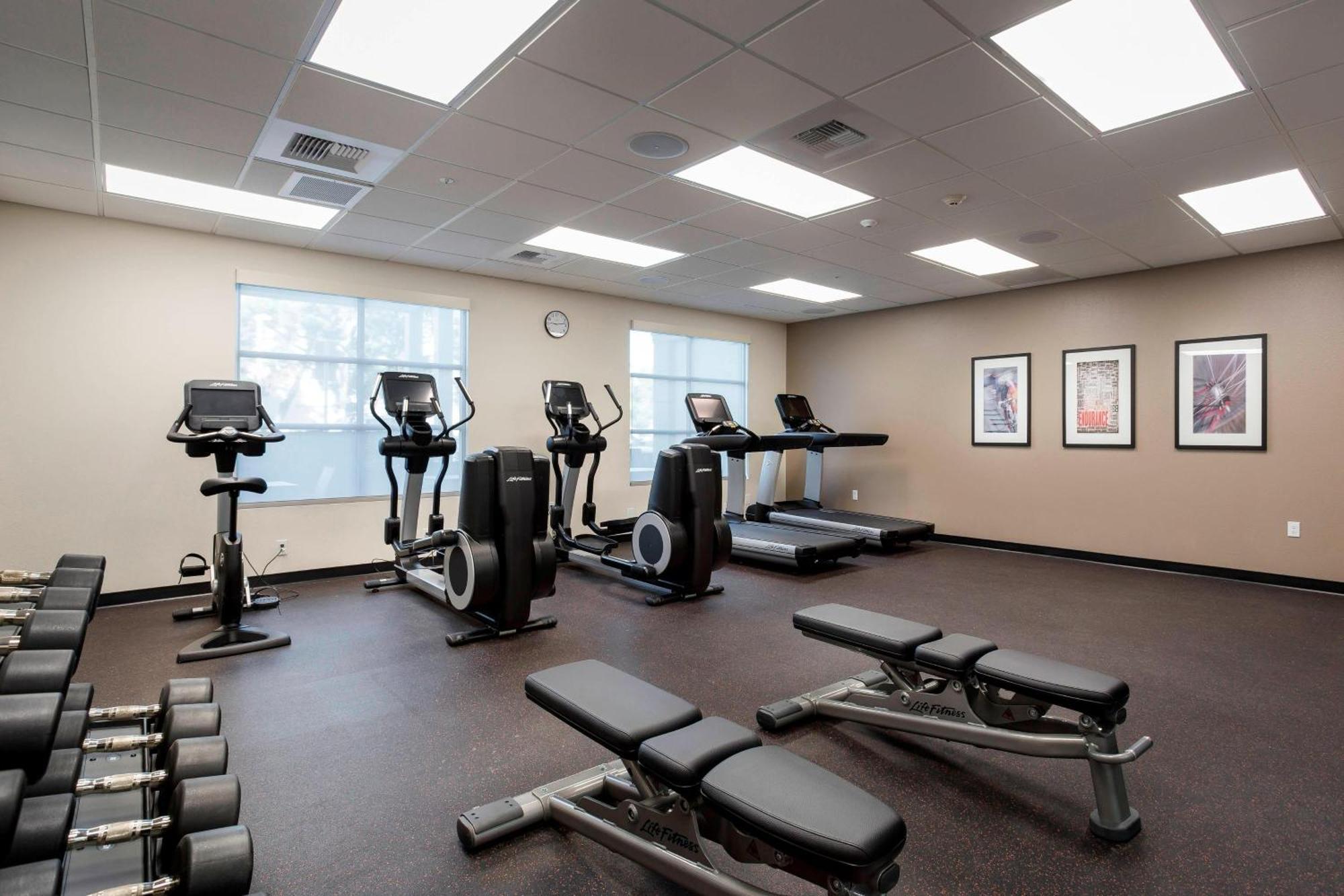 Towneplace Suites By Marriott San Mateo Foster City Extérieur photo