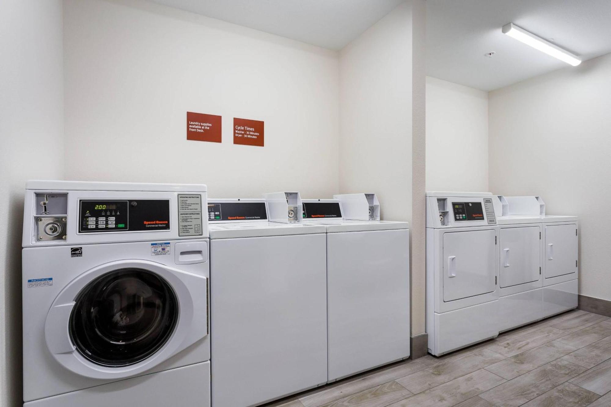 Towneplace Suites By Marriott San Mateo Foster City Extérieur photo